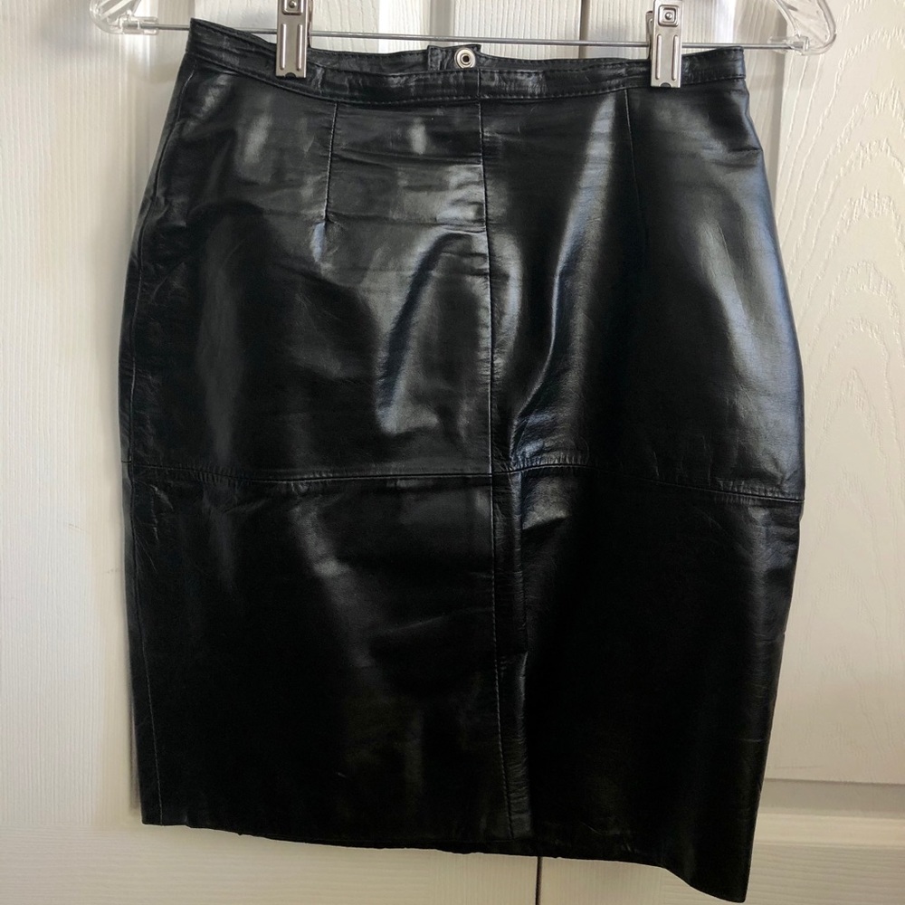 Leather skirt